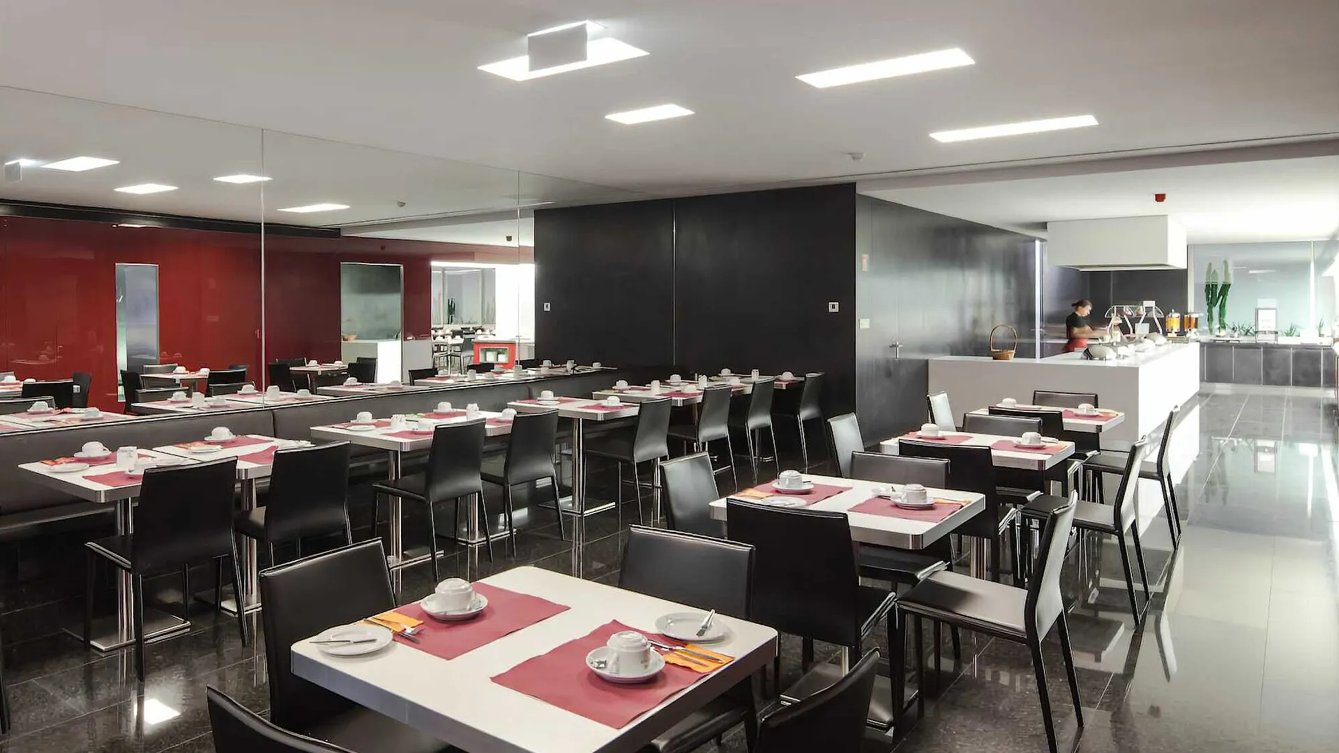 Hotel 3K Europa Lisbon 4*,